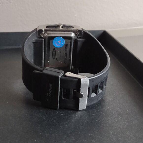 Untested Oshen Black And Silver Tone Digital Watch - Picture 4 of 7